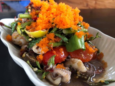 หมึก หอย กุ้ง ไข่แดง ไข่กุ้ง น้ำปลาร้า