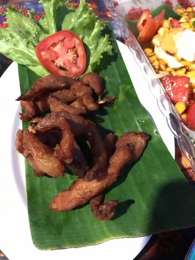 หมูแดดเดียวทอด