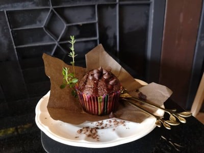 Grande (แกรนเด)