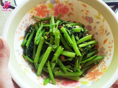 วิธีทำ ผัดผักบุ้ง วิธีทำ ผัดผักบุ้ง