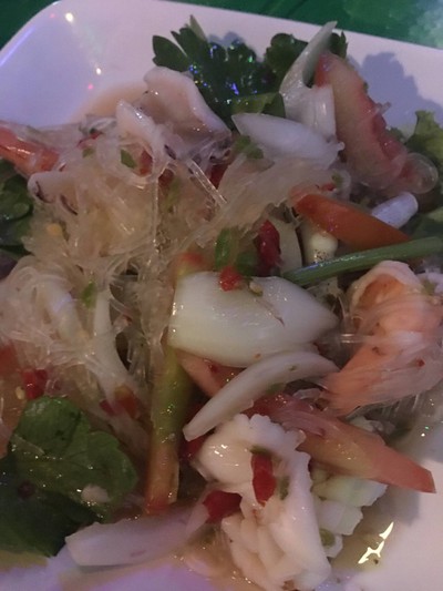 ยำวุ้นเส้นทะเล