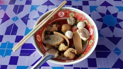 เมนูของร้าน ก๋วยเตี๋ยวลูกชิ้นปลาคุณหมวย