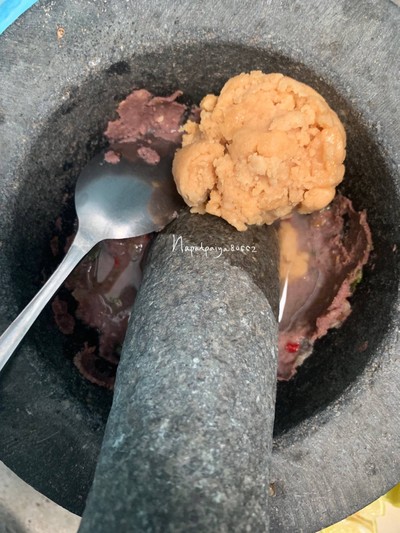 วิธีทำ ไข่ต้มทอดน้ำพริกกะปิ