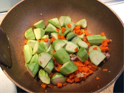 วิธีทำ ผัดบวบสามสี