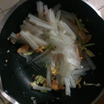 วิธีทำ เซี่ยงไฮ้ผัดซีอิ้ว