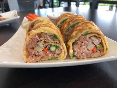 ซูชิโรลข้าวคลุกกะปิปลาทู