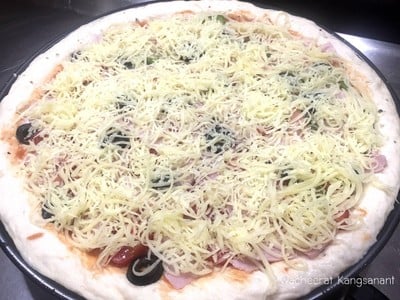 วิธีทำ Homemade Pizza 