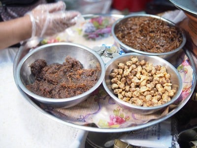 ข้าวแช่แม่อร
