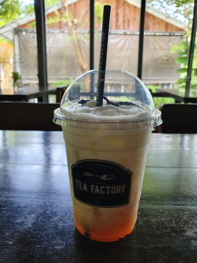 อาหาร หรือ เครื่องดื่ม