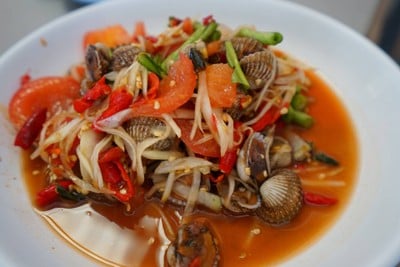 ตำหอยดอง
