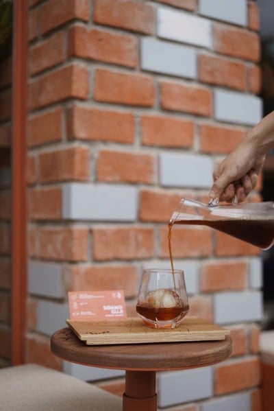 Nana Coffee Roasters เลียบทางด่วน/ประดิษฐ์มนูธรรม ซอย3