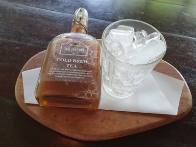 อาหาร หรือ เครื่องดื่ม