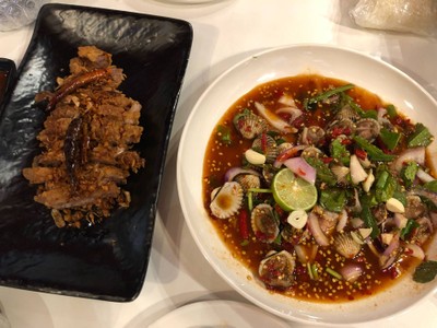 คอหมูทอด