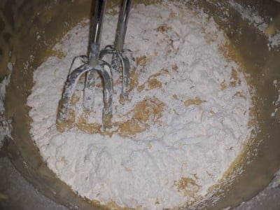 วิธีทำ เค้กกล้วยหอม นุ่มๆ ฉ่ำๆ