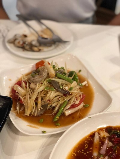 ส้มตำไหลบัวกุ้งสด