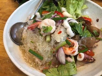 ระเบียงแซ่บ