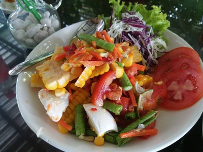 ส้มตำข้าวโพด