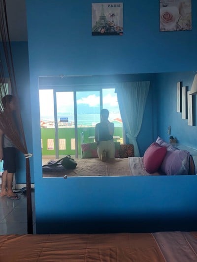 Room & Suite