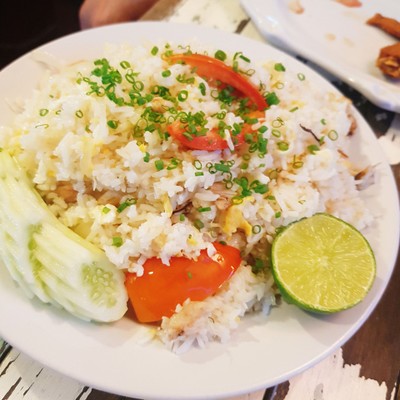 อาหาร หรือ เครื่องดื่ม