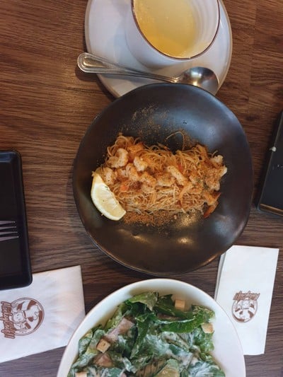 อาหาร หรือ เครื่องดื่ม