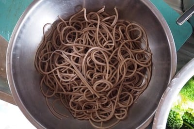 วิธีทำ โซบะหมูตุ๋น วิธีทำ โซบะหมูตุ๋น