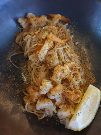 อาหาร หรือ เครื่องดื่ม