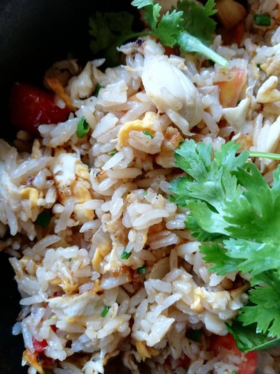 ข้าวผัดปูก้อน