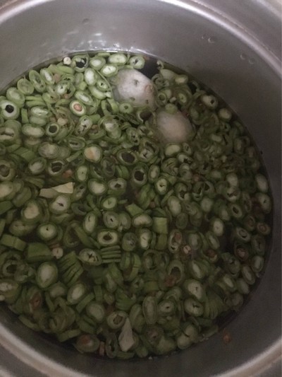วิธีทำ บะหมี่ถั่วฝักยาว