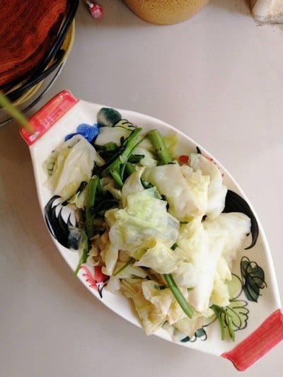 กะหล่ำปลีผัดน้ำมันเห็ดหอม