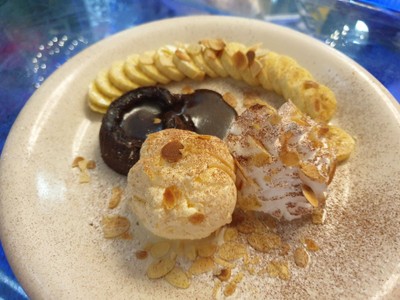 อาหาร หรือ เครื่องดื่ม