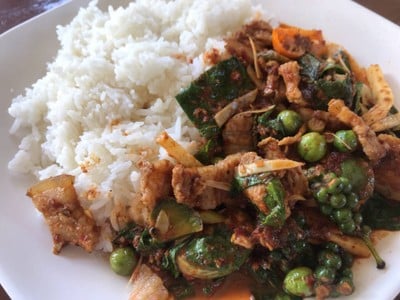 ผัดเผ็ดหมูป่า