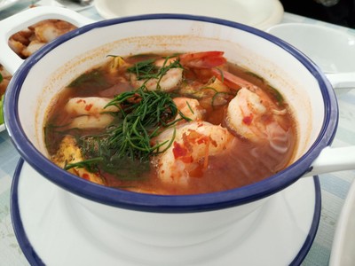 แกงส้มชะอมกุ้ง