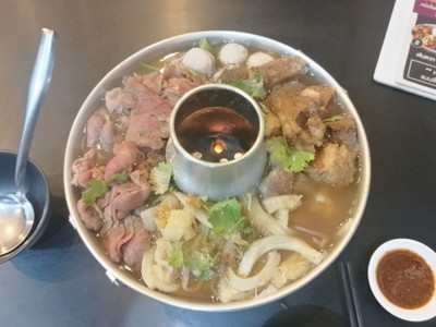 หม้อไฟเนื้อน่องลาย