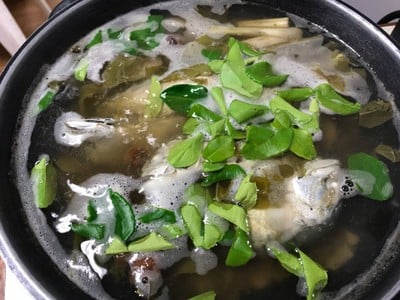 วิธีทำ ต้มแซ่บปลาทู วิธีทำ ต้มแซ่บปลาทู