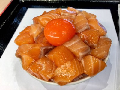 Salmon Dice Don