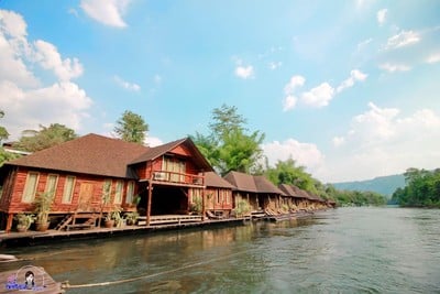 Sai Yok View raft Resort