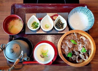 เมนูของร้าน Nabezo เซ็นทรัลเอ็มบาสซี่