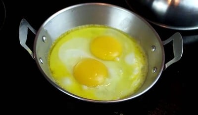 วิธีทำ ไข่กระทะเมนูอาหารเช้า วิธีทำ ไข่กระทะเมนูอาหารเช้า