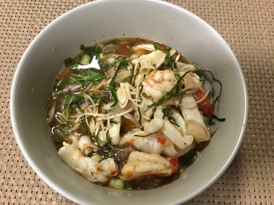 น้ำยำ (เซ็ทแสร้งว่า)