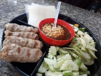 แหนมเนือง