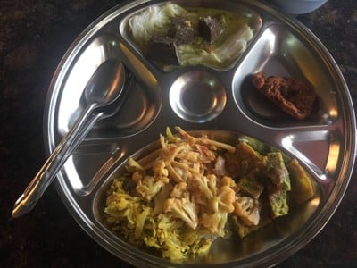 อาหาร หรือ เครื่องดื่ม