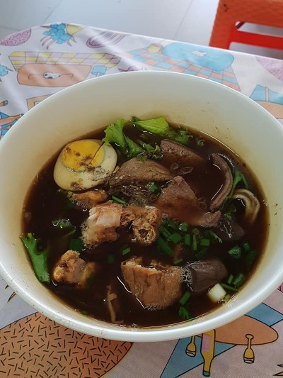 ก๋วยจั๊บน้ำข้น