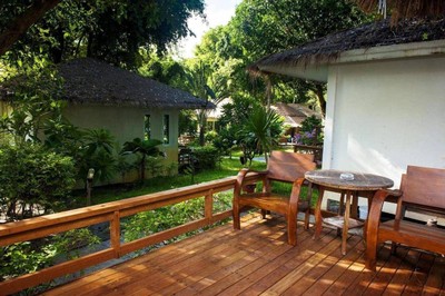 Larissa Samet Resort