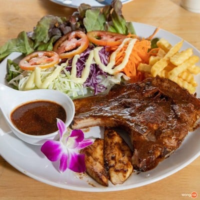 เมนูของร้าน ห้องสมุด  ไข่ข้น&สเต็ก 1