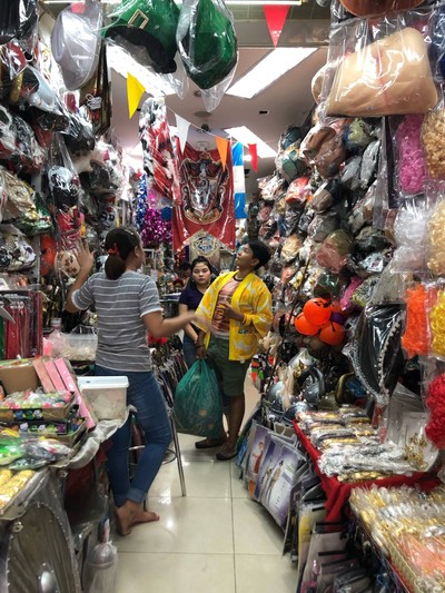 ร้านของเล่นของคนขับรถเค้าหล่ะ