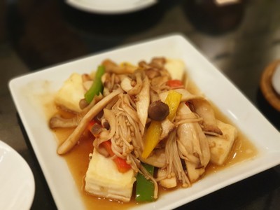 เต้าหู้ผัดพริกหวาน