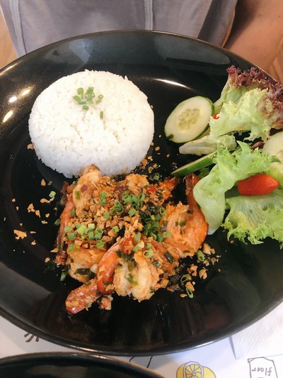 อาหาร หรือ เครื่องดื่ม