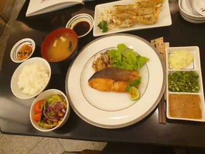 แซลมอนย่างเกลือ