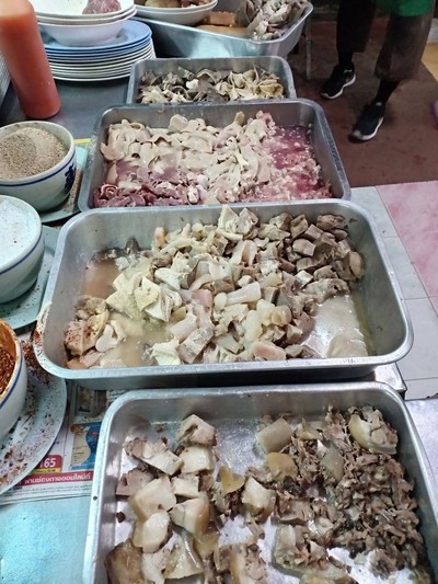 ร้านแจ๋วริมคลอง ร้านแจ๋วริมคลอง