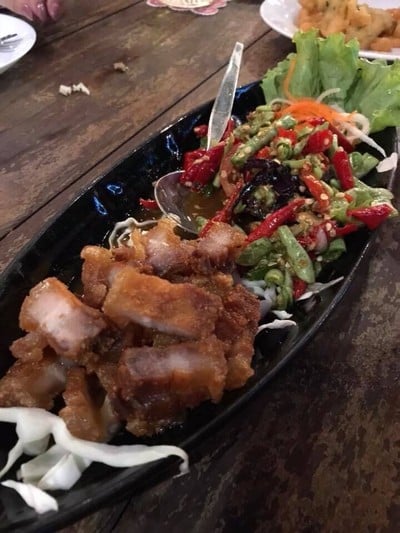 ตำถั่วหมูกรอบ